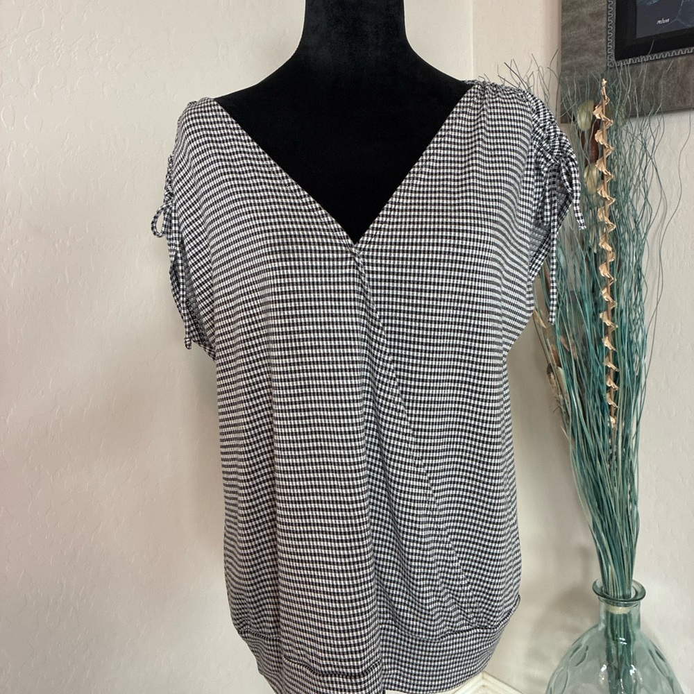 Maurices Black & White Gingham Blouse Size L Tie Shoulder V-Neck Top